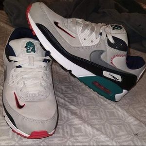 Nike Ken Griffey Jr. x Air Max 90 'Backwards Cap' Mens Sneakers -